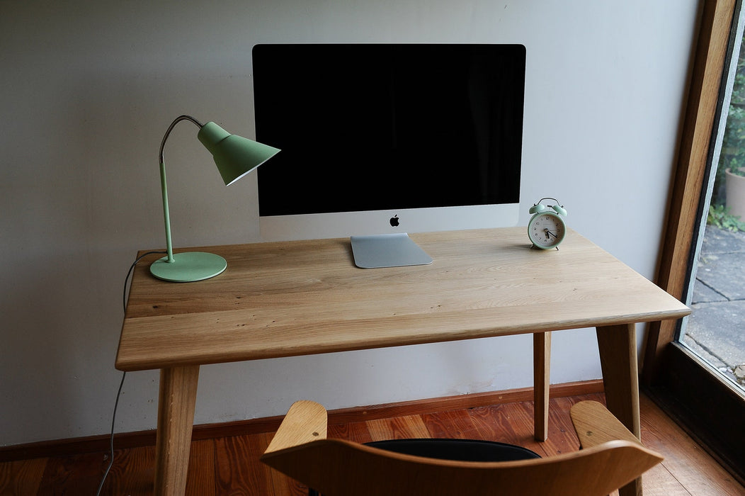 Solid Oak Desk, Sustainable, Customisable / KANTAR Collection