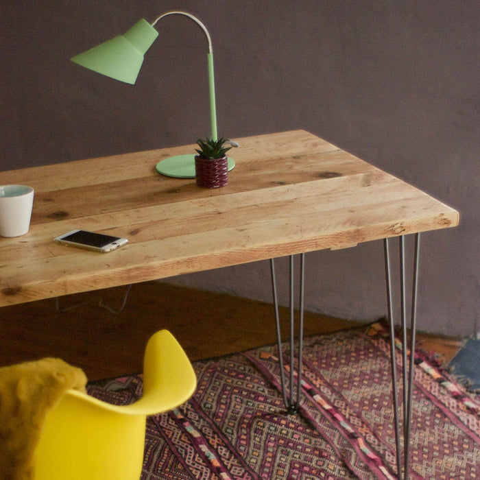 Reclaimed Wood Desk on Hairpin Legs / RECLAIMED Collection